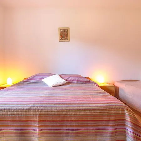 And With Wifi Njivice, Krk - 5362 Affittacamere 3*